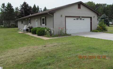 3873 Tower Hill Road, Houghton Lake, MI 48629