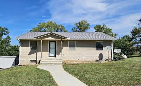 10825 K RD, Delia, KS 66418