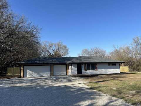 550 NW 62nd St, Topeka, KS 66617