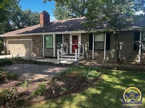 2509 SE Fairfield CT, Tecumseh, KS 66542