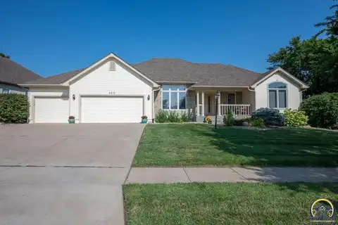 4615 SW Moundview DR, Topeka, KS 66610