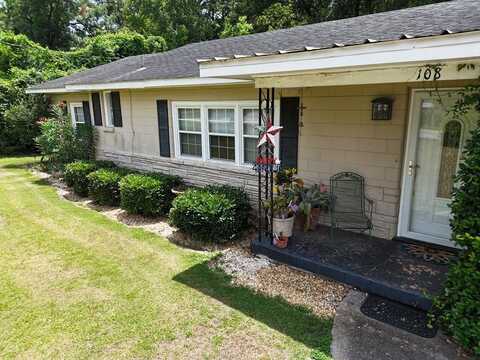 108 Orchard Lane, Thomasville, GA 31792