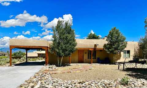 209 Las Olas Drive, Taos, NM 87571