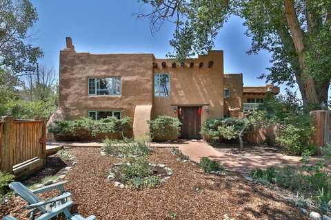 2 State Road 230, El Prado, NM 85729