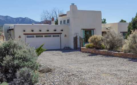 8 Vista del Ocaso, Ranchos de Taos, NM 87557