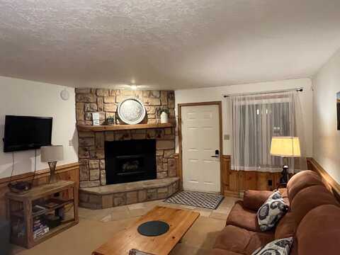 15 Squaw Valley  210B, Angel Fire, NM 87710