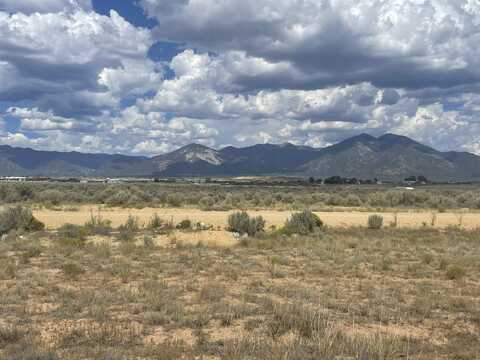 212 Avenida de Veronica, El Prado, NM 87529