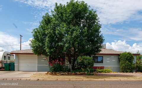 1313 E Oak Street, Winslow, AZ 86047