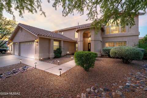 10728 N Glen Abbey Drive, Oro Valley, AZ 85737