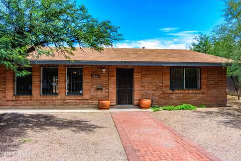 2809 E Seneca Street, Tucson, AZ 85716