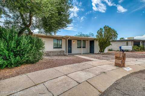 7533 E Poplar Street, Tucson, AZ 85730