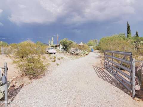 7080 N Guthrie Road, Tucson, AZ 85743