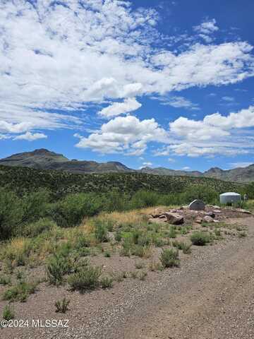 87 Alegria Road, Tubac, AZ 85646