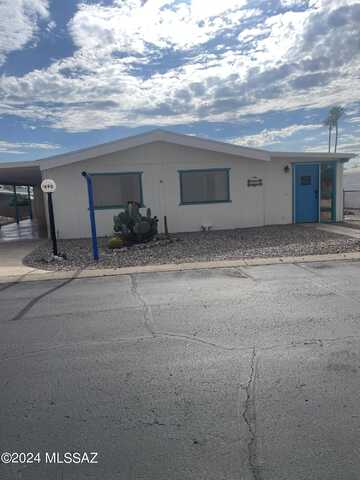 1690 N Via Frondosa, Green Valley, AZ 85614