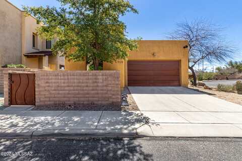 9504 E Ventaso Circle, Tucson, AZ 85715