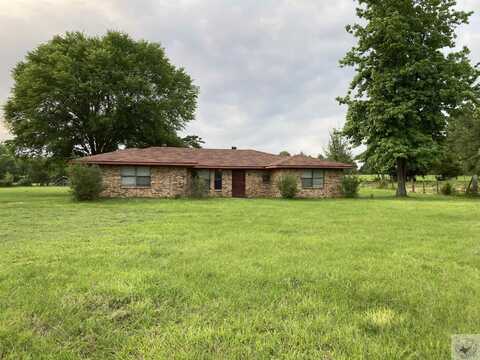 721 County Road 3782, Queen City, TX 75572