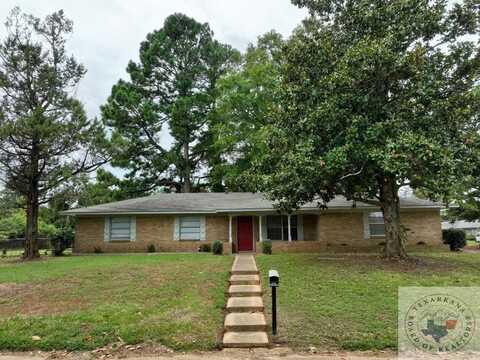 220 Piney St, Wake Village, TX 75501