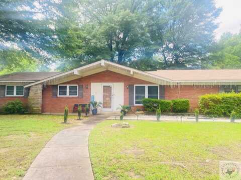 3911 Potomac Ave, Texarkana, TX 75503