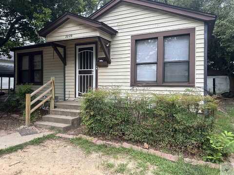 2009 W 14TH STREET, Texarkana, TX 75501