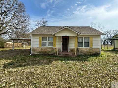 513 Birch St, Maud, TX 75567