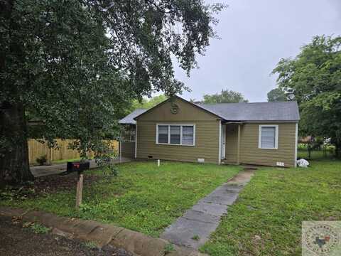 3428 Moore DR., Texarkana, TX 75501