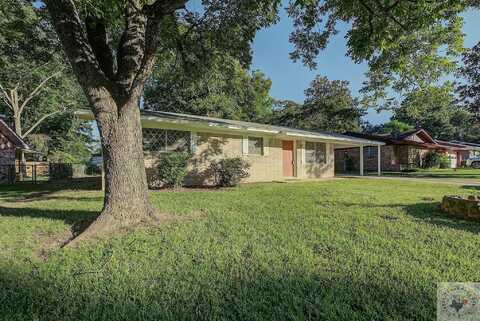 708 Hawkins, Wake Village, TX 75501