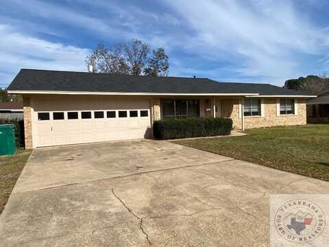 507 E Fannin St, DeKalb, TX 75559