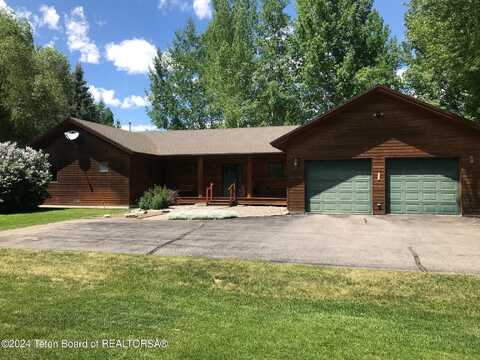 4425 S FALLEN LEAF Lane, Jackson, WY 83001