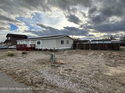 424 MAPLE Street, Labarge, WY 83123