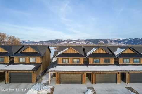 713 STONE PEAK LOOP, Driggs, ID 83422