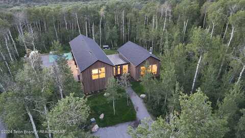 2284 APSAROKE Trail, Tetonia, ID 83452