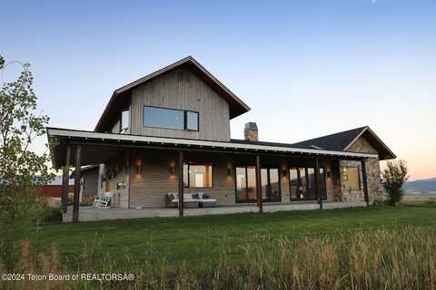 423 CONESTOGA, Etna, WY 83128