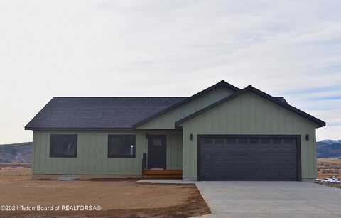 629 LITTLE GREYS Loop, Etna, WY 83118