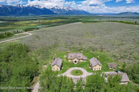 255 E LUCAS RIVA RIDGE Road, Jackson, WY 83001