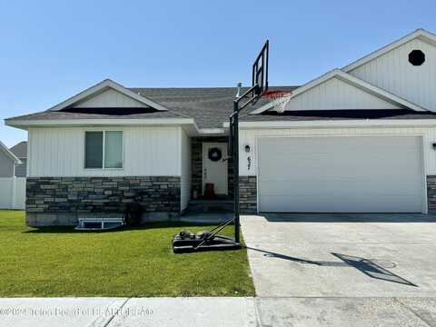 627 LINCOLN ST, Rigby, ID 83442