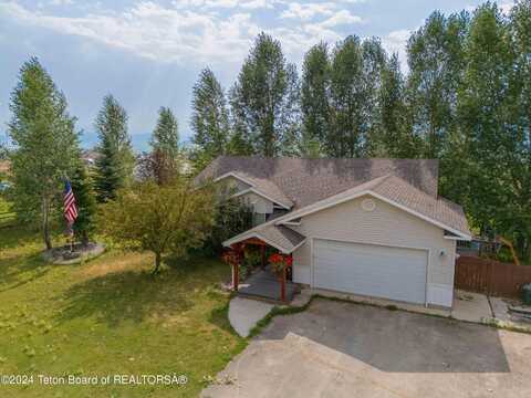 1240 SADDLE Drive, Etna, WY 83118