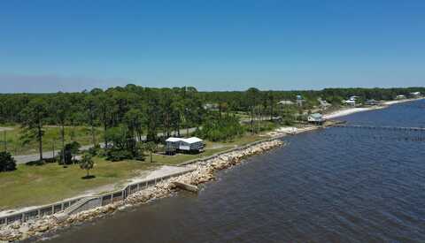 2140 Highway 98 W, CARRABELLE, FL 32322