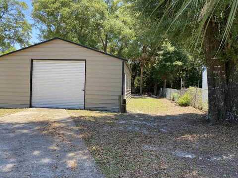 406 NW 11th Street, CARRABELLE, FL 32322