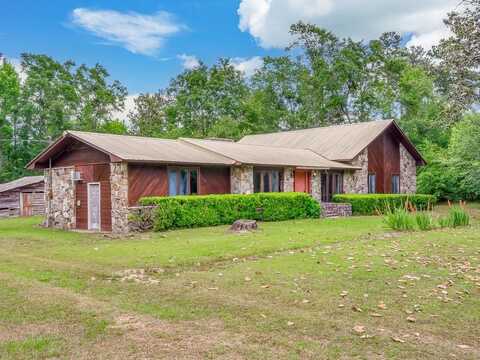 1899 Hardaway Highway, CHATTAHOOCHEE, FL 32324