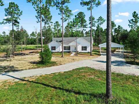 5935 Cross Country Boulevard, MARIANNA, FL 32446