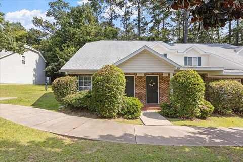 2738 W Tharpe Street, Tallahassee, FL 32303