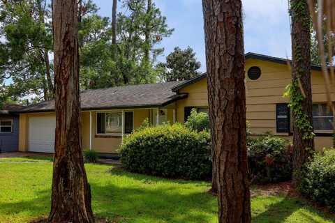 418 Fairbanks Drive, Tallahassee, FL 32304