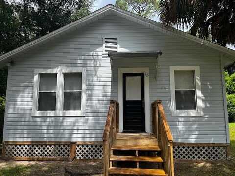 15 Dispennette Drive, Crawfordville, FL 32327