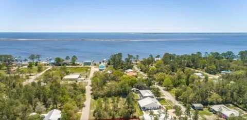 154 Illinois Street, CARRABELLE, FL 32322