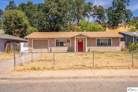 970 Aloha Street, Red Bluff, CA 96080