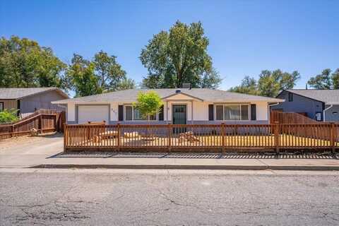 965 Aloha Street, Red Bluff, CA 96080