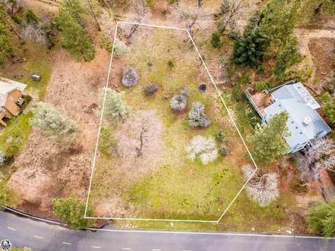 1037 Dogwood Dr, Murphys, CA 95247