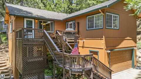 20836 Hiki Pl., Mi Wuk Village, CA 95346