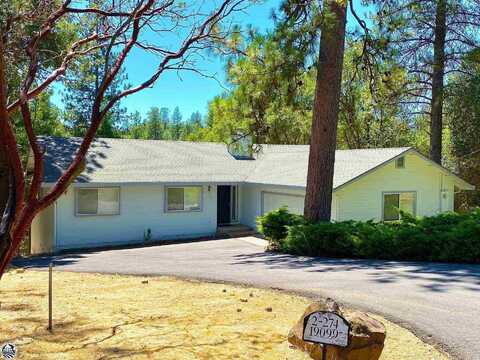 19099 Raboul Court, Groveland, CA 95321