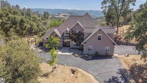 18051 Yosemite Rd, Tuolumne, CA 95379